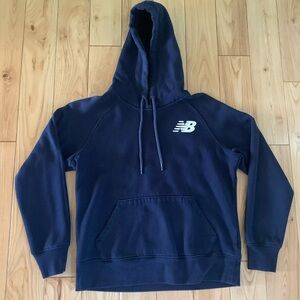 NEW BALANCE Navy Sweatshirt!